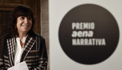 Abad Faciolince, Samanta Schweblin y Vila-Matas, entre los finalistas del premio AENA