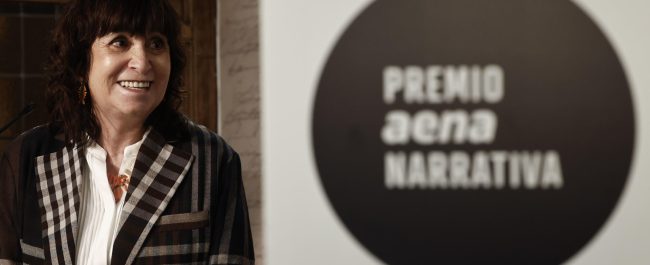 Abad Faciolince, Samanta Schweblin y Vila-Matas, entre los finalistas del premio AENA