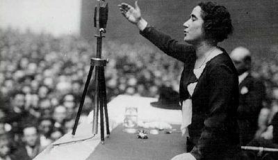 Clara Campoamor, “la señorita diputado”