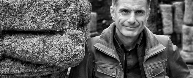 Pedro Olalla: “Los mitos griegos supieron integrar al ser humano, a la naturaleza y a la divinidad”