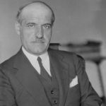 21 de marzo de 1936: Ortega condecorado