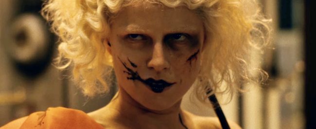 ¡La Novia!: Una película entrañable lanzada a la hoguera demasiado pronto