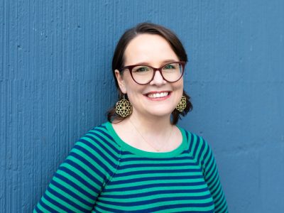 La autora de cómic Raina Telgemeier: “En EE.UU muchos quieren controlar lo que la gente lee”