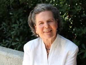 Rosa Navarro: “Las mujeres que dominan el lenguaje saben frenar los discursos altaneros de los hombres”