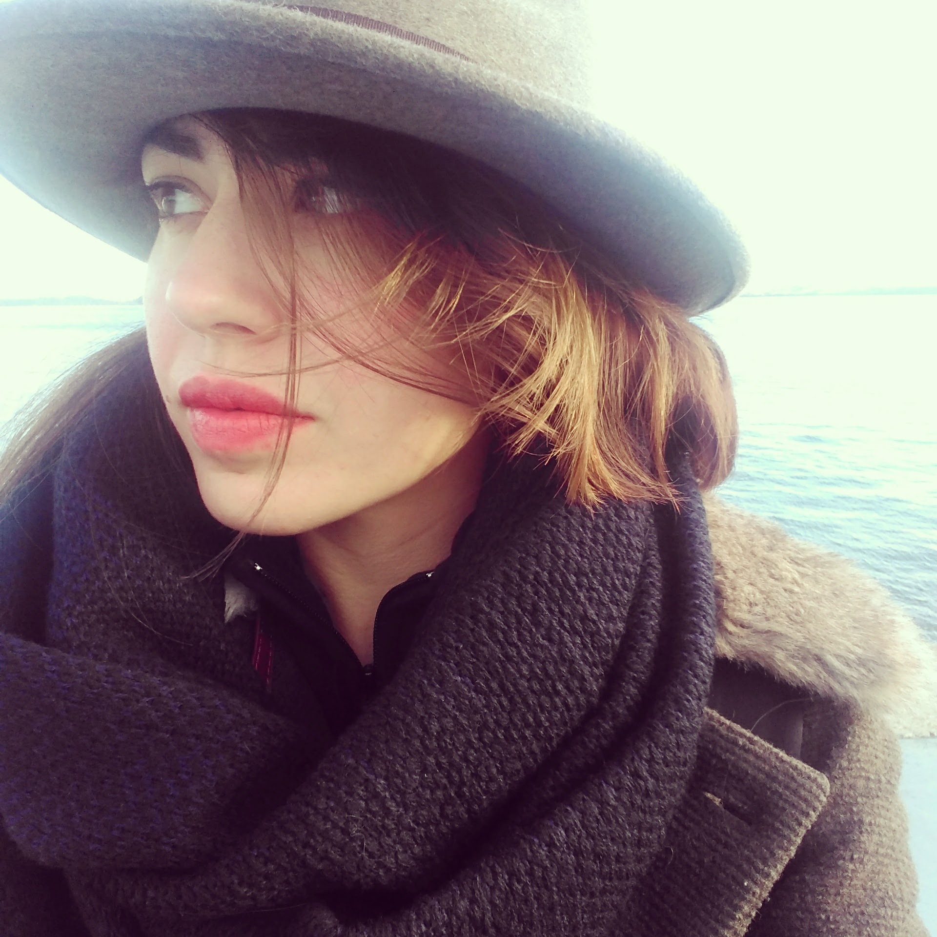 5 poemas de Círculo, de Andrea Bernal