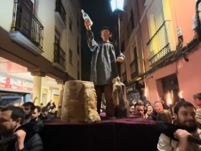 El entierro de Genarín: De la copina de orujo al macrobotellón