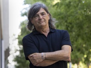 Jacinto Antón: “La vida a veces no da respuestas, pero los libros siempre están ahí”