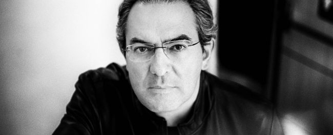 Juan Gabriel Vásquez: «El mundo se ha hecho más de derechas en muchos sentidos»