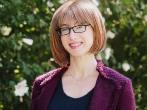 Sara Cohen es Freida McFadden