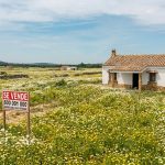 No todo el monte es orégano: Guía de supervivencia para aspirantes al rural