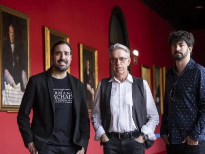Julián y Miguel Casanova: “Si todos pensamos de la misma forma sólo hay ortodoxias, eso es lo que ocurre en las dictaduras”