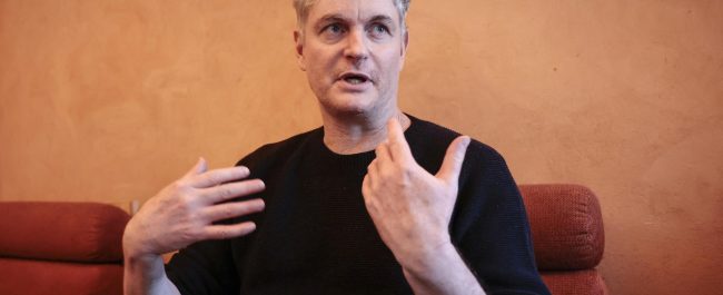 Enrique Díaz: “La cara más brutal del poder está en los centros de detención a migrantes”