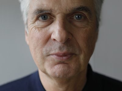 Jon Savage: “La influencia LGBTIQ+ libera a las personas heterosexuales”