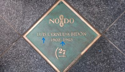 Piden que se corrijan dos faltas de ortografía en la placa de Luis Cernuda en Sevilla