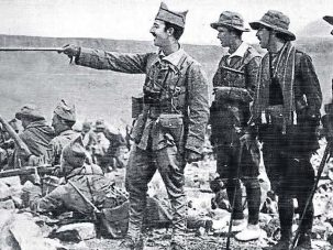 11 de julio de 1936: Pepe Mañas y su tío hablan sobre Franco y el Tercio