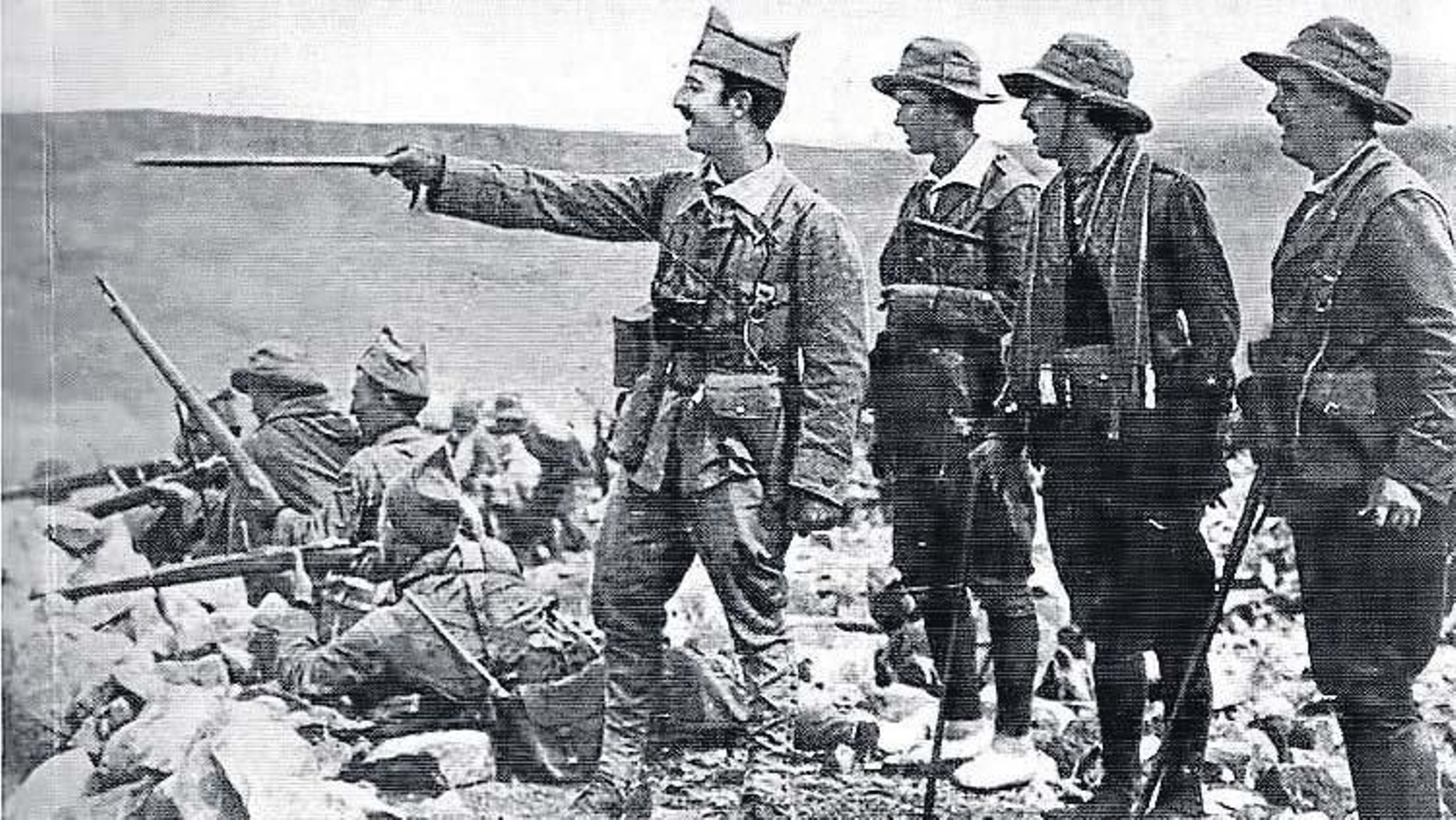 11 de julio de 1936: Pepe Mañas y su tío hablan sobre Franco y el Tercio