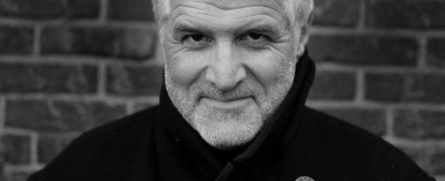 Gary Knight: “La forma en que se produce el periodismo de guerra supera la imaginación”