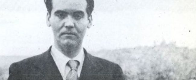 A esta hora de la tarde qué raro que me llame Federico…