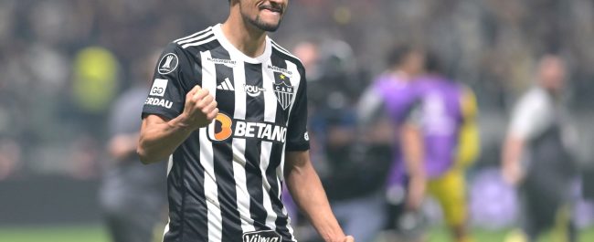 Gustavo Scarpa, el mediocampista que llevó a León Tolstói al podio de ventas en Brasil