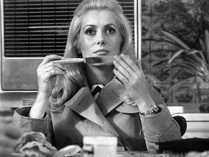 Catherine Deneuve, estigmatizada por un hashtag