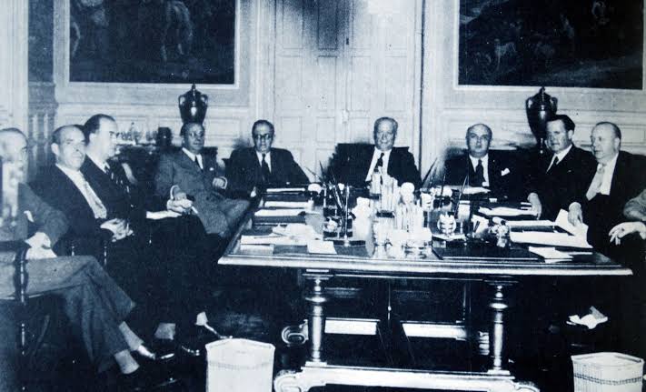 6 de octubre de 1936: La ayuda soviética tiene un precio
