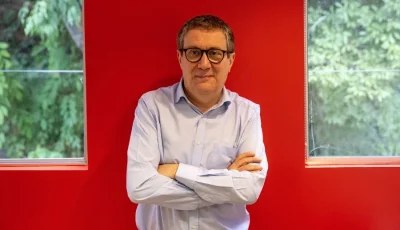 Luisgé Martín: “En estos tiempos oscurísimos que vivimos hay que pelear sin complejos”