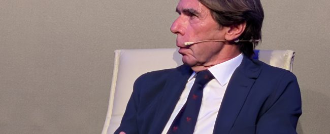 José María Aznar: «El pasado ya no depende de nosotros. El futuro, sí»