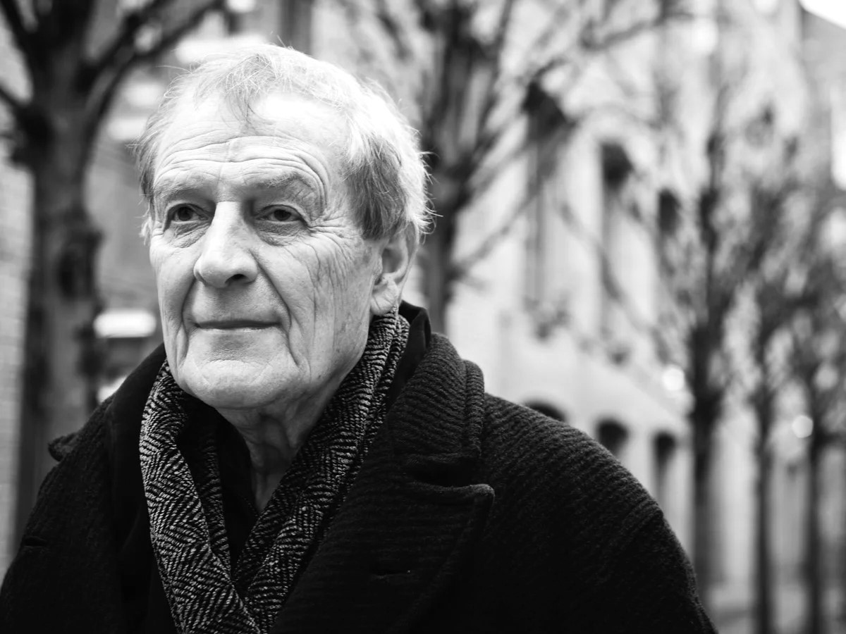 3 poemas de Tony Harrison