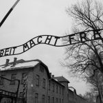 LLegan los primeros prisioneros a Auschwitz
