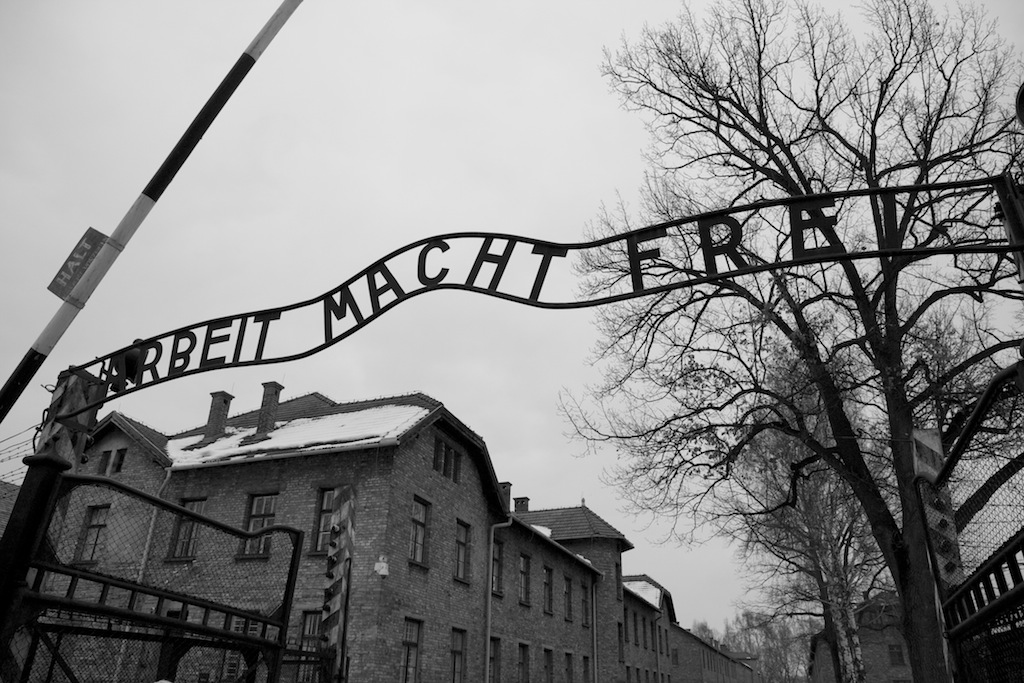 LLegan los primeros prisioneros a Auschwitz