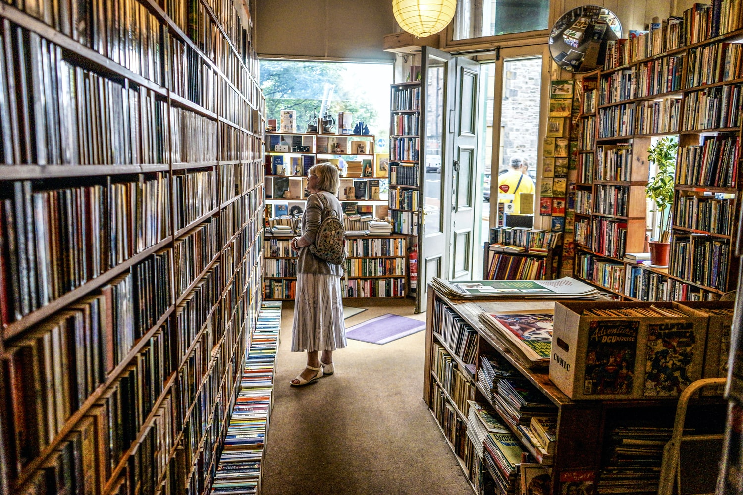 Cultura convoca ayudas a librerías para celebrar encuentros con escritores