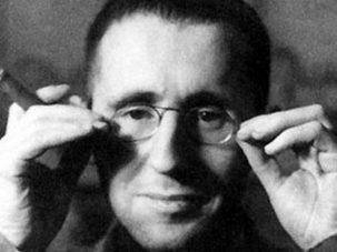 10 frases de Bertolt Brecht