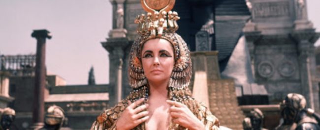 Cleopatra manoseada