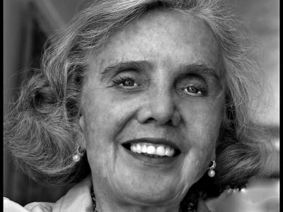 Poniatowska crítica