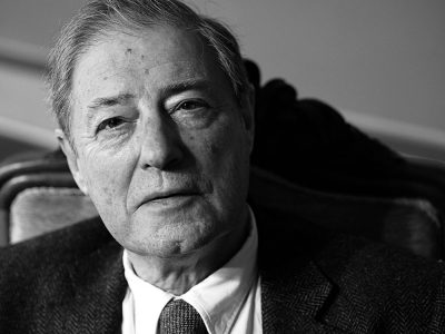 Félix de Azúa: “La libertad es insoportable para la corrección política”