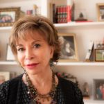 Isabel Allende gana el Premio de Novela Histórica Barcino