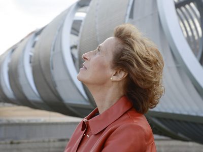 Julia Navarro: “Las mujeres somos fuertes porque no tenemos más remedio”