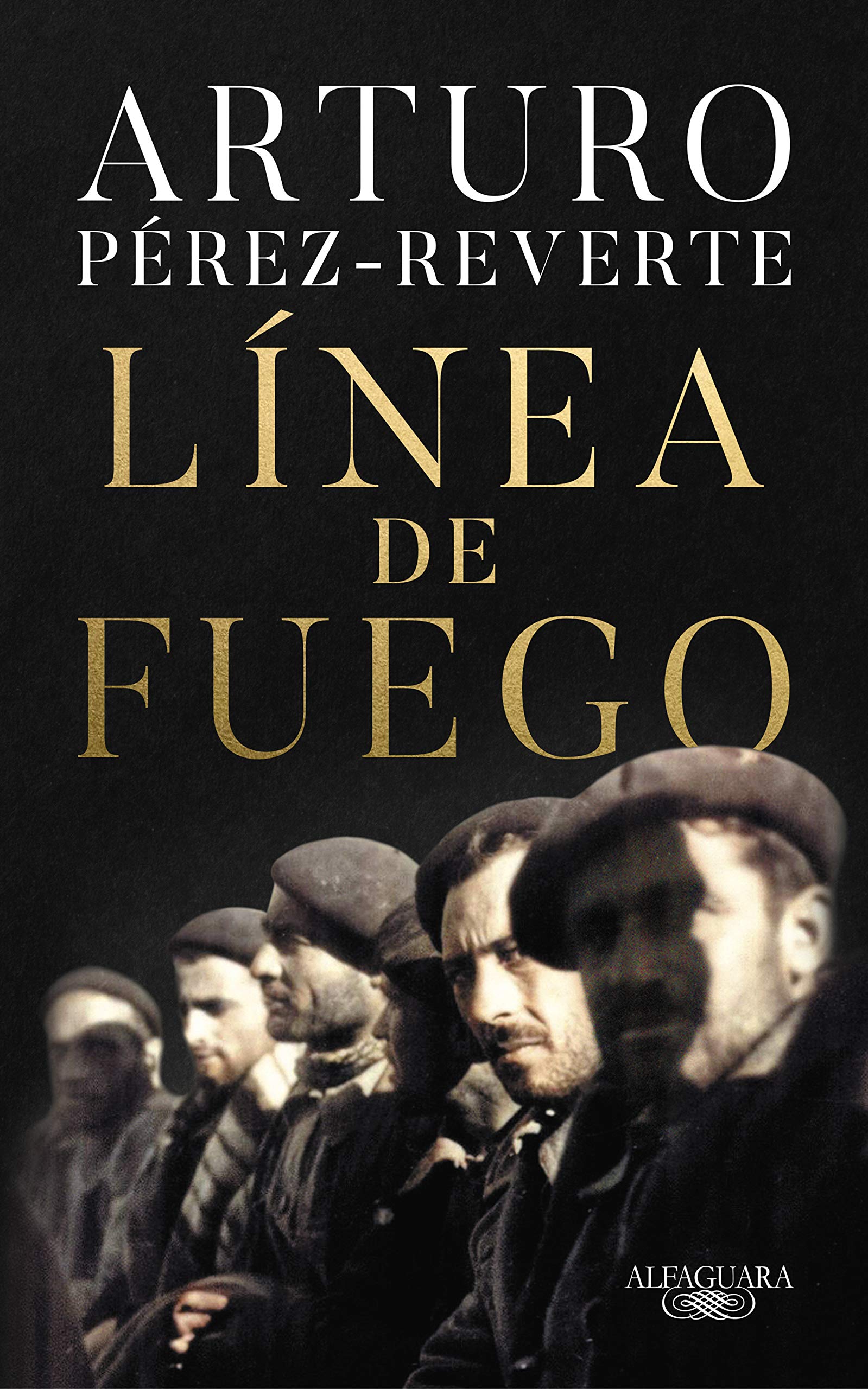 Arturo Pérez-Reverte en la Línea de fuego