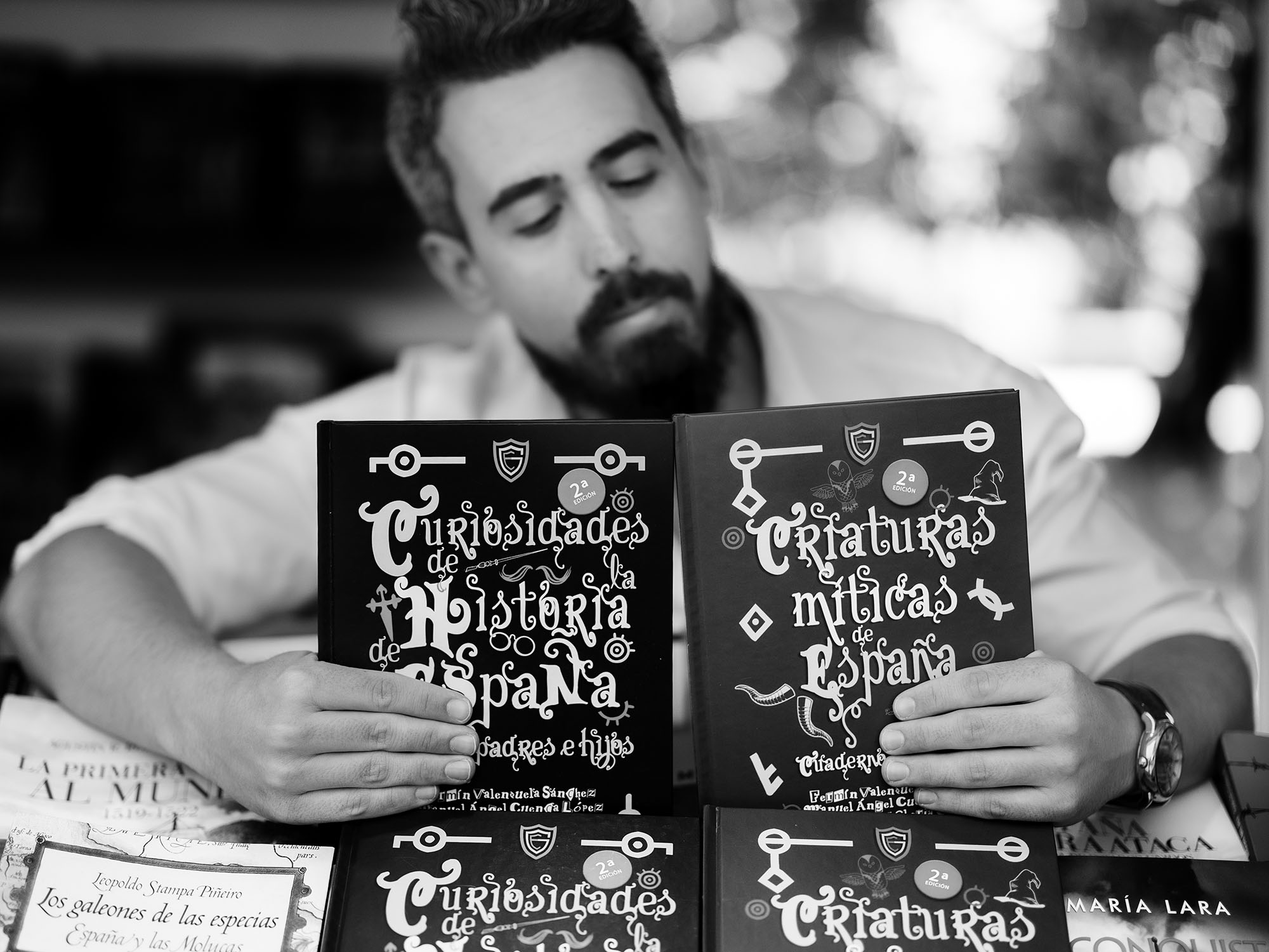 Manuel Ángel Cuenca López: «Nuestra ilusión desde el principio es que estos libros se pudieran leer en familia»