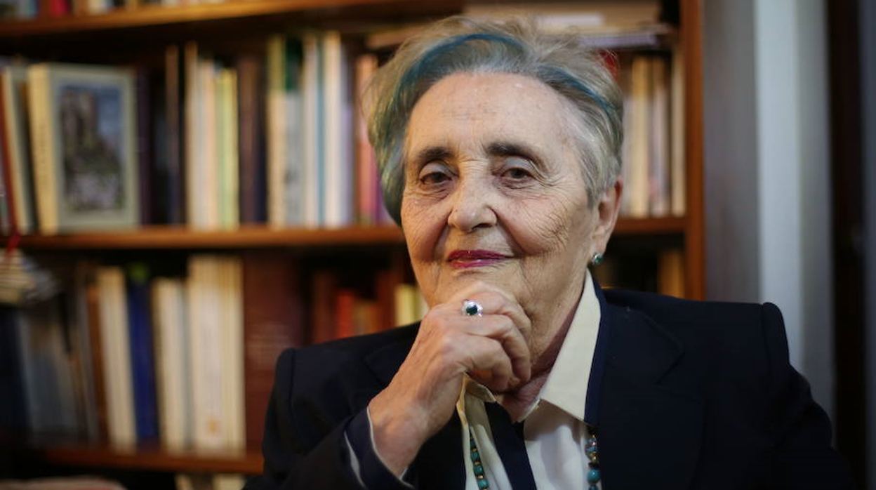 Mariluz Escribano, una poeta en pie de paz