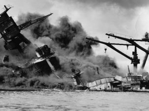 Japón ataca Pearl Harbor