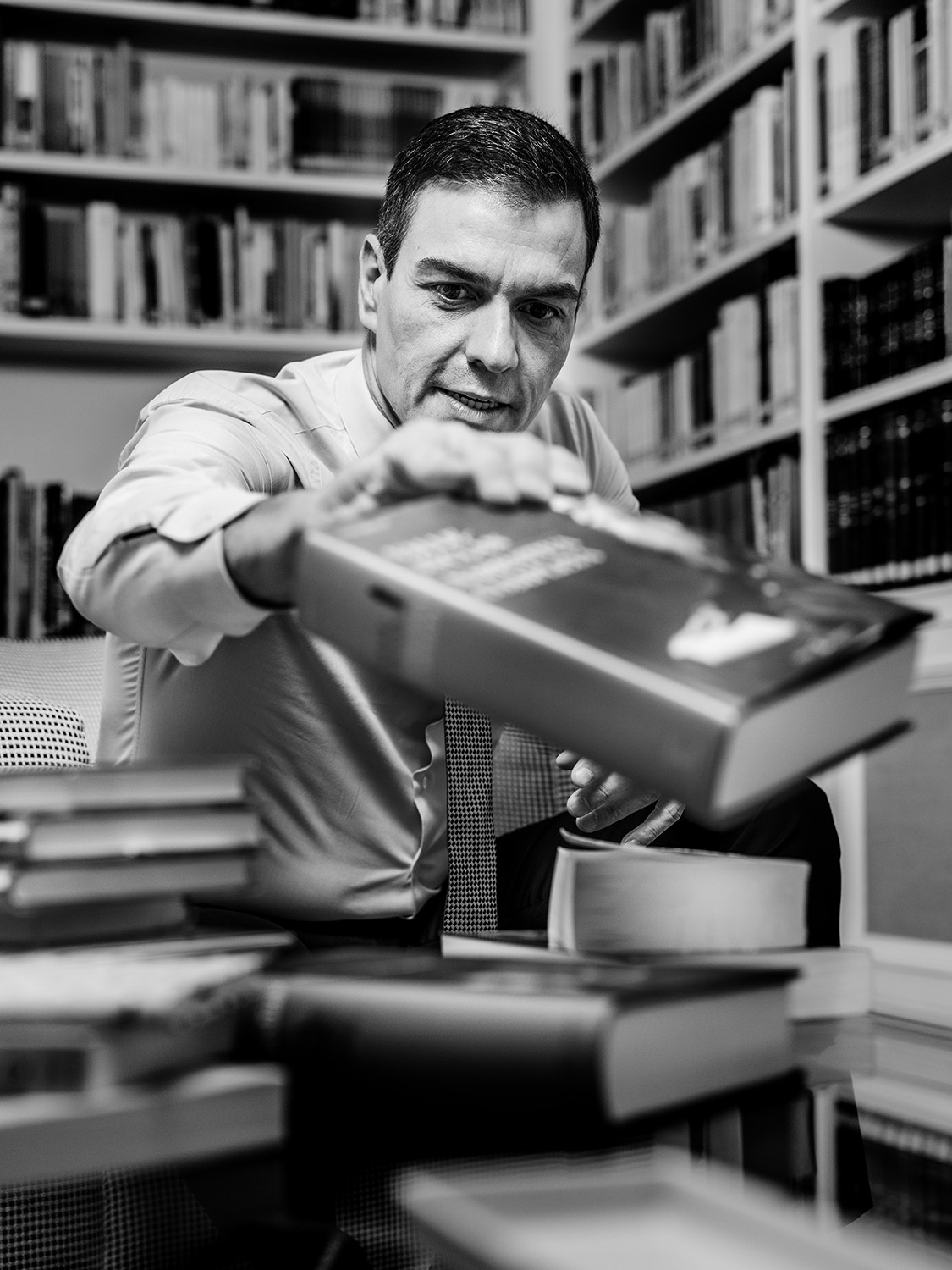 Pedro Sánchez y la biblioteca perfecta
