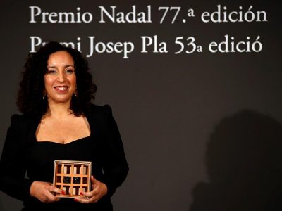 Najat El Hachmi, ganadora del Premio Nadal con la novela “El lunes nos querrán”