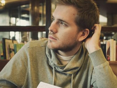 “Influencers” literarios, fomentando la lectura en las redes