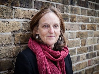 Tessa Hadley explora la revolución sexual de los años 70 en “Amor libre”