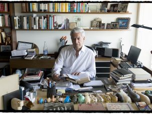 Mario Vargas Llosa: «La mujer tiene siempre muchos más desafíos que el hombre»