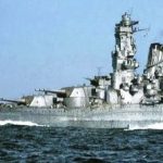 Casi 400 aviones norteamericanos hunden el acorazado japonés Yamato